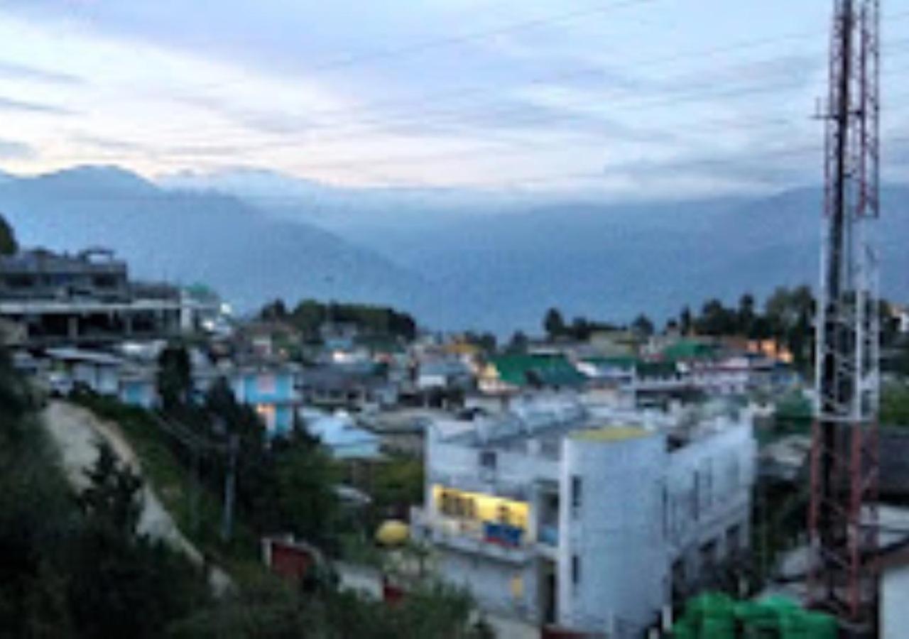 Hotel North Hill Arunachal Pradesh Тауанг Екстериор снимка